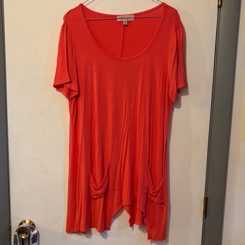 Philosophy Vibrant Red Tunic Top